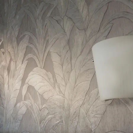 Raspail Montparnasse Hotel Parigi