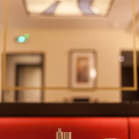Raspail Montparnasse Hotel Parigi