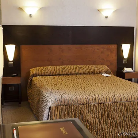 Raspail Montparnasse 4* Parigi