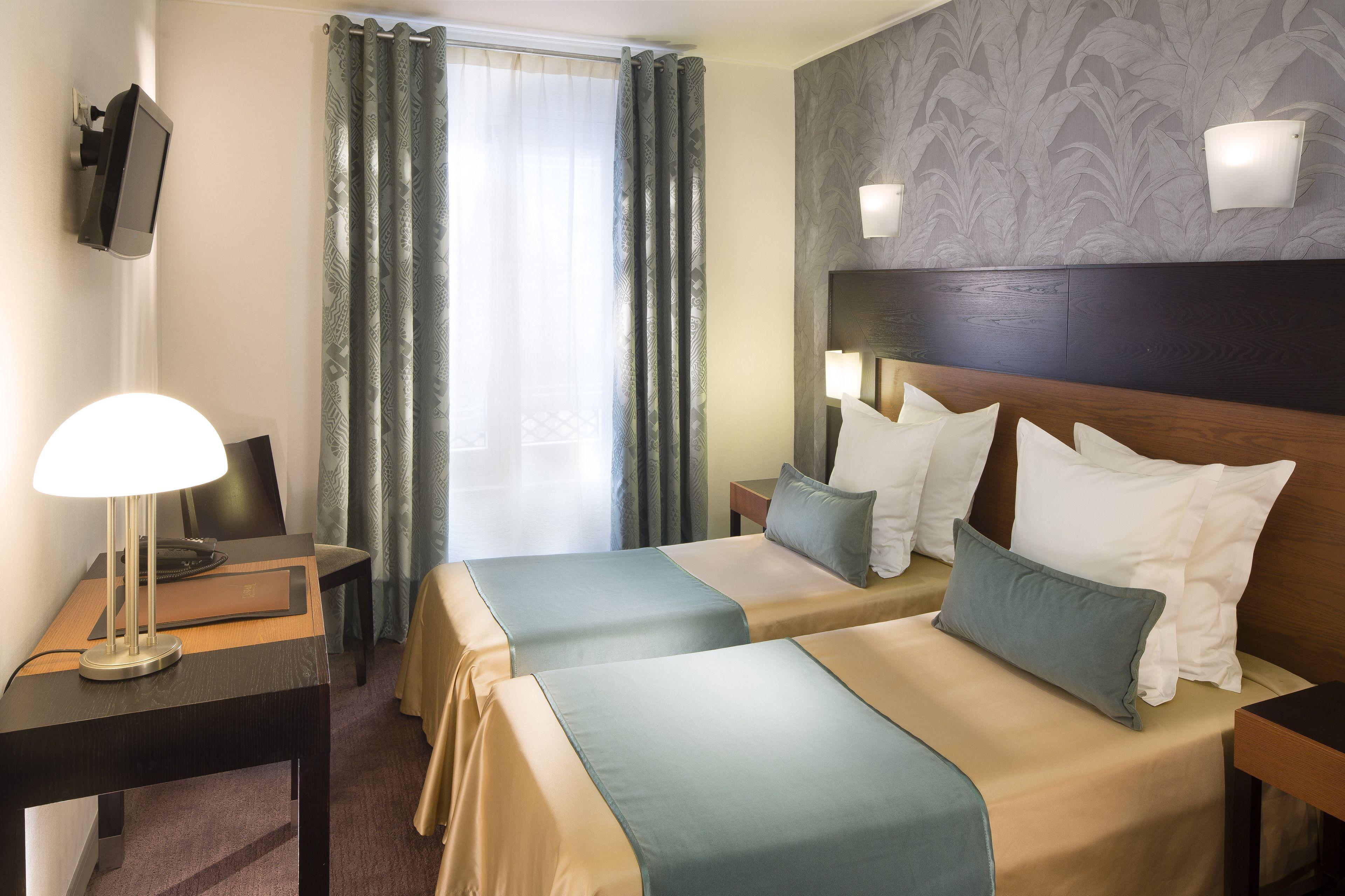 Raspail Montparnasse Hotel 4*