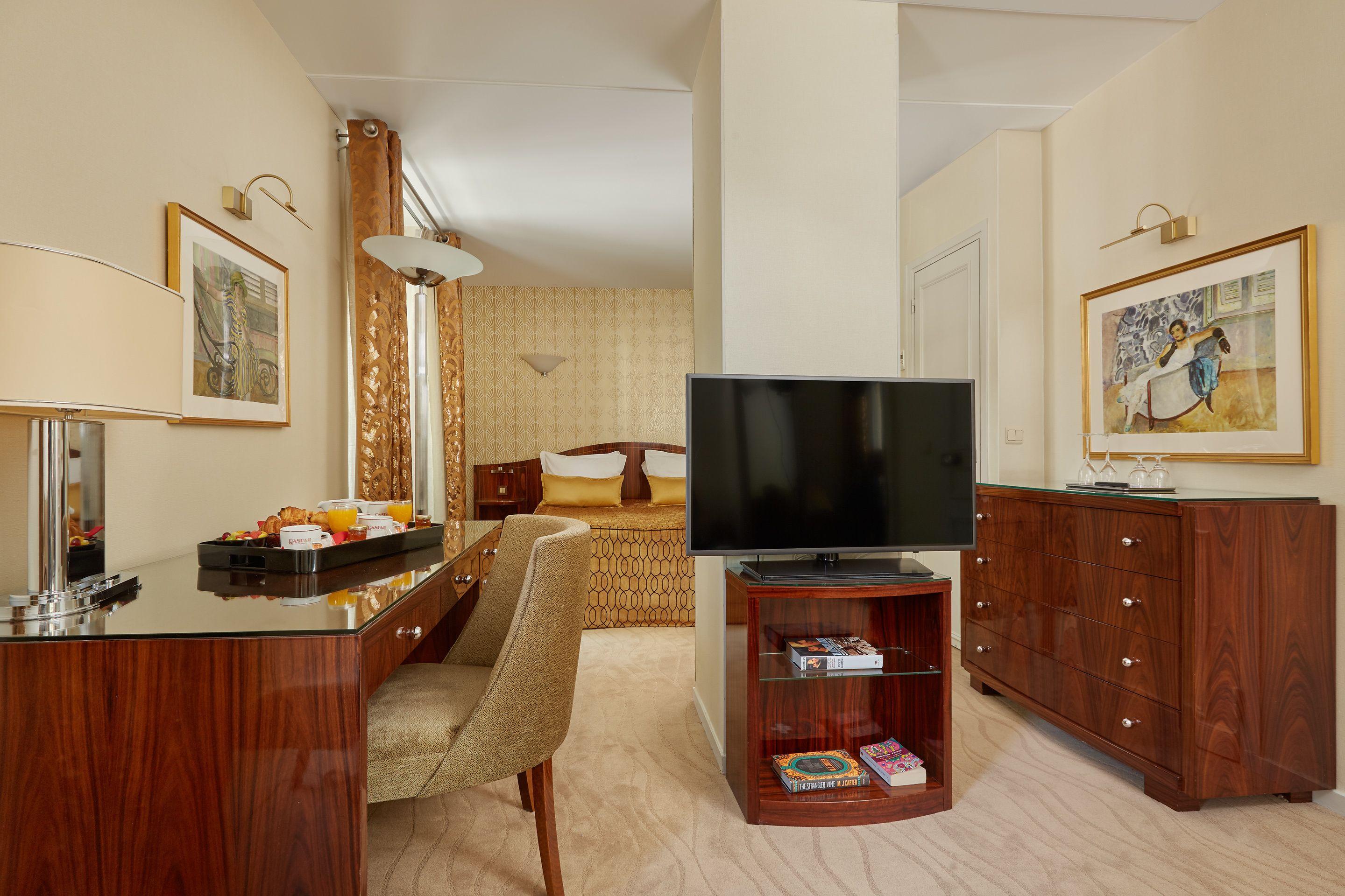 Hotel Raspail Montparnasse 4*